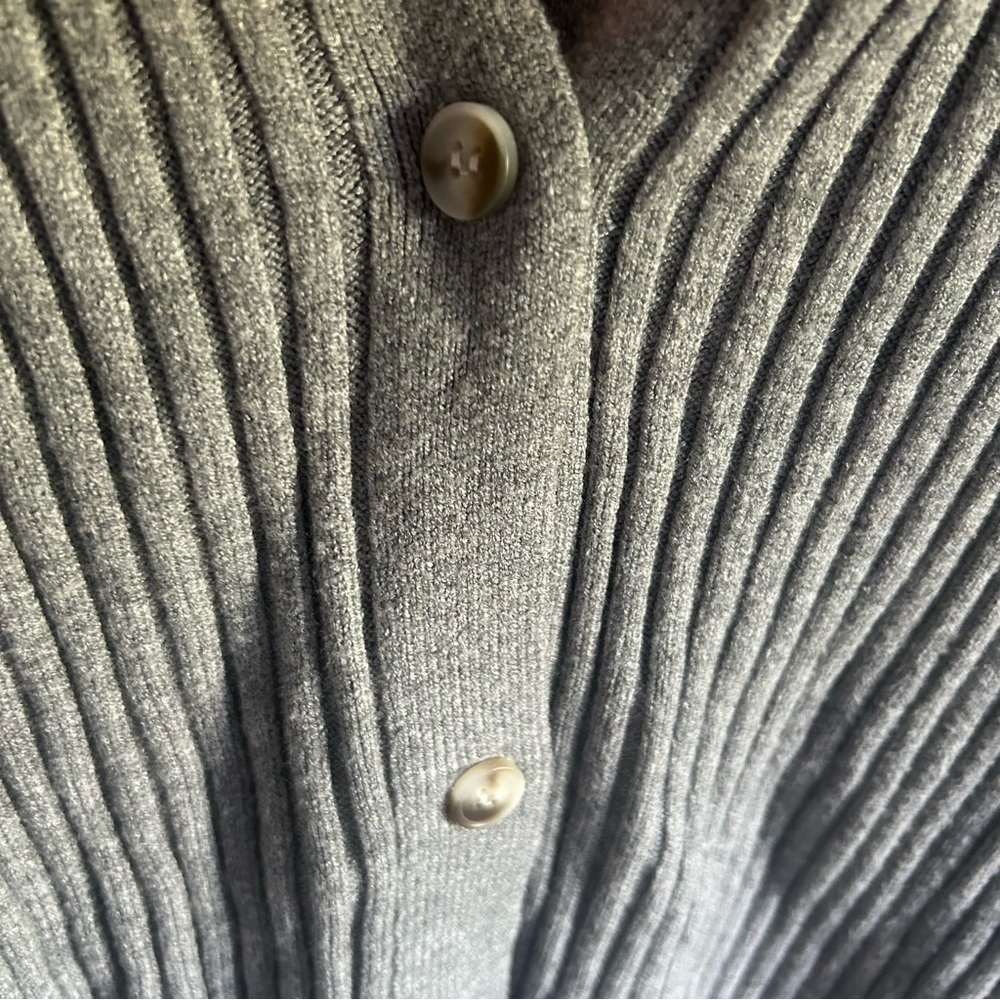 Sincerely Jules Womens Gray Long Sleeve front Buttons Cardigan Size L - Picture 5 of 5